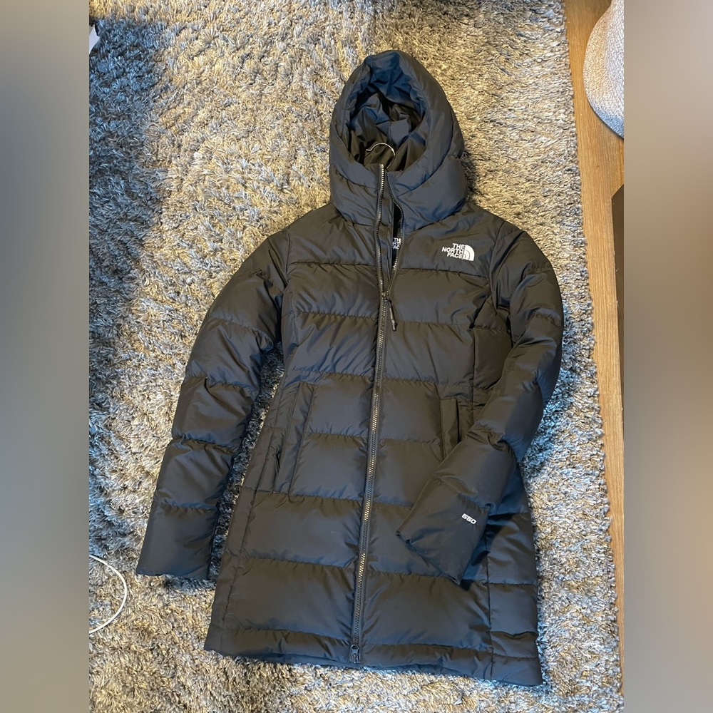 North face puffer jacket